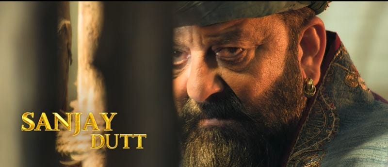 या चित्रपटात संजय दत्ताची वेशभूषणा, त्याने केलेला अभिनय पाहून सगळेच अवाक झाले आहेत. भीती वाटावी असा खलनायक त्याने साकारल्याची प्रतिक्रिया व्यक्त केली जात आहे. या चित्रपटात रितेश देशमुखची पत्नी जेनिलिया हीदेखील महत्त्वाच्या भूमिकेत आहेत.