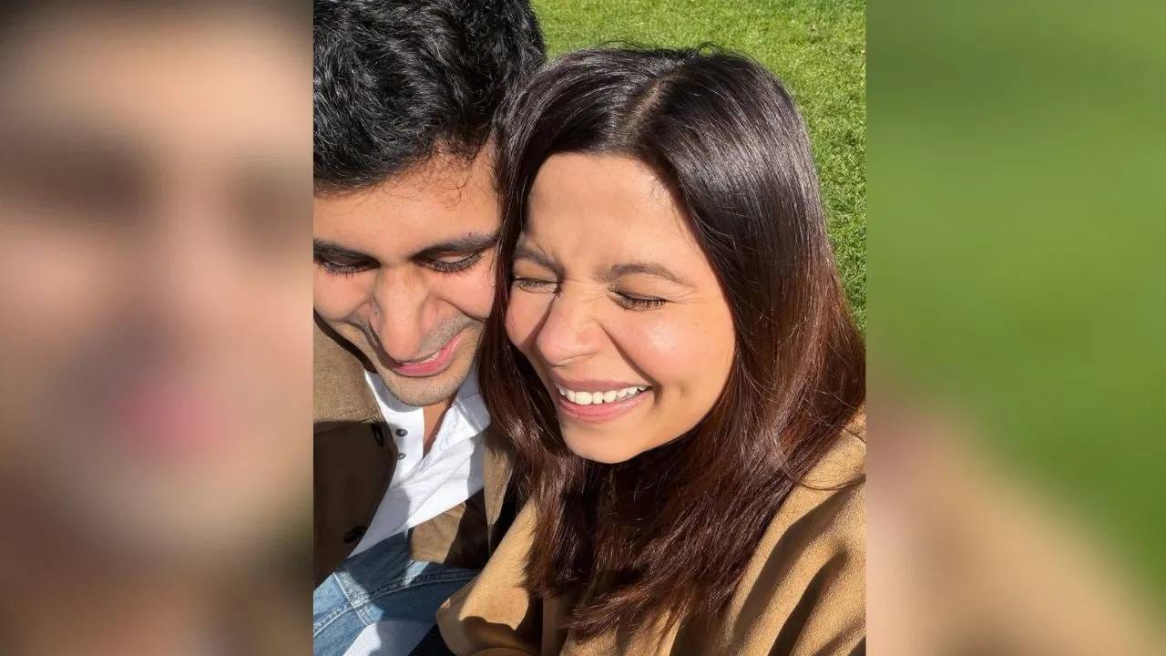 शाहीनने काही काळापूर्वीच आपली रिलेशनशिप जाहीर केली होती. तेव्हापासून ती बॉयफ्रेंड ईशान मेहरासोबत सतत फोटो शेअर करतेय. दोघांच्या जोडीला प्रेक्षकांकडून भरपूर प्रेम मिळतय. 