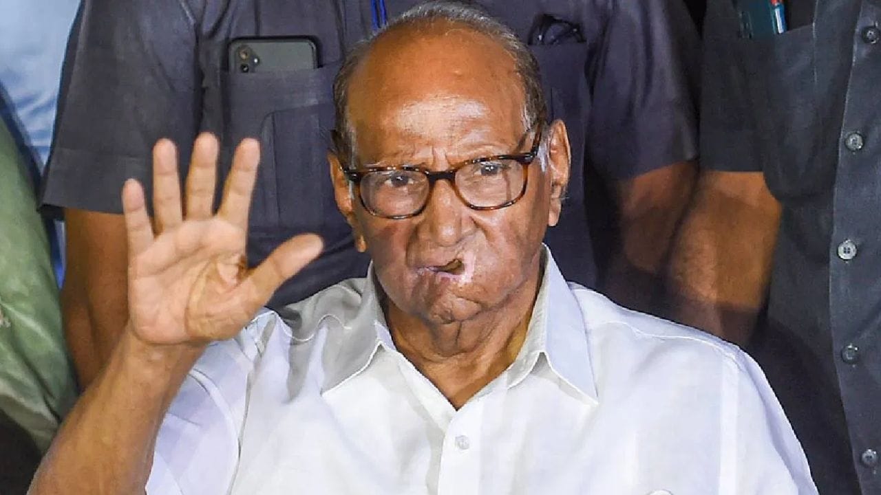 मोठी बातमी! शरद पवारांना मोठा धक्का, बडा नेता भाजपच्या गळाला? मुख्यमंत्री फडणवीस फिरवणार सुदर्शन चक्र