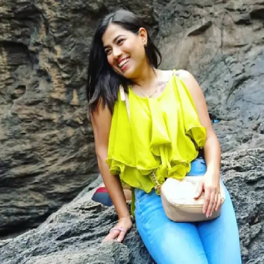 एका मुलाखतीत शीतलला बबलूसोबतच्या नात्याबद्दल प्रश्न विचारला असता ती म्हणाली होती, "जमत असेल तर एकत्र राहा, नाहीतर वेगळे राहून आनंदी जीवन जगा." या उत्तरावरून स्पष्ट झालं की ती तिच्या भूतकाळाला मागे टाकून वर्तमान जीवनावर लक्ष केंद्रीत करत आहे. 
