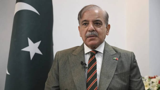 पाकिस्तानचा घोर अपमान, शाहबाज यांना चीनने दाखवला आरसा!