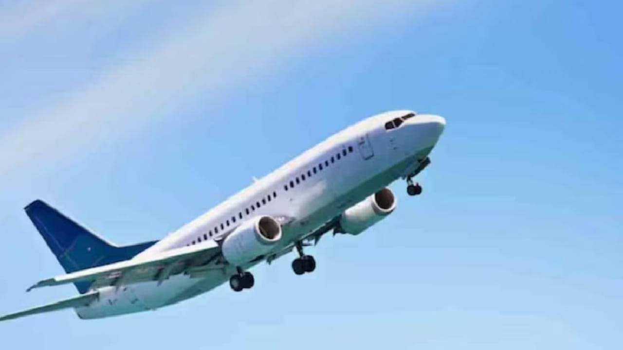 या बेटांवर राहणाऱ्या लोकांसाठी ही सेवा वेळ वाचवणारी आणि अत्यंत उपयुक्त ठरते. ही अनोखी फ्लाइट केवळ प्रवासाचे साधन नाही तर विमानवाहतुकीतील एक विलक्षण उदाहरण आहे. इतक्या कमी अंतरासाठीही हवाई सेवा चालवली जाऊ शकते हेच या फ्लाइटमुळे सिद्ध होतं.