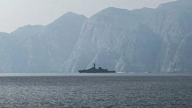 'स्ट्रेट ऑफ होर्मुझ' अमेरिकेसाठी का आहे मौत का कुआँ ? काय आहेत आव्हाने