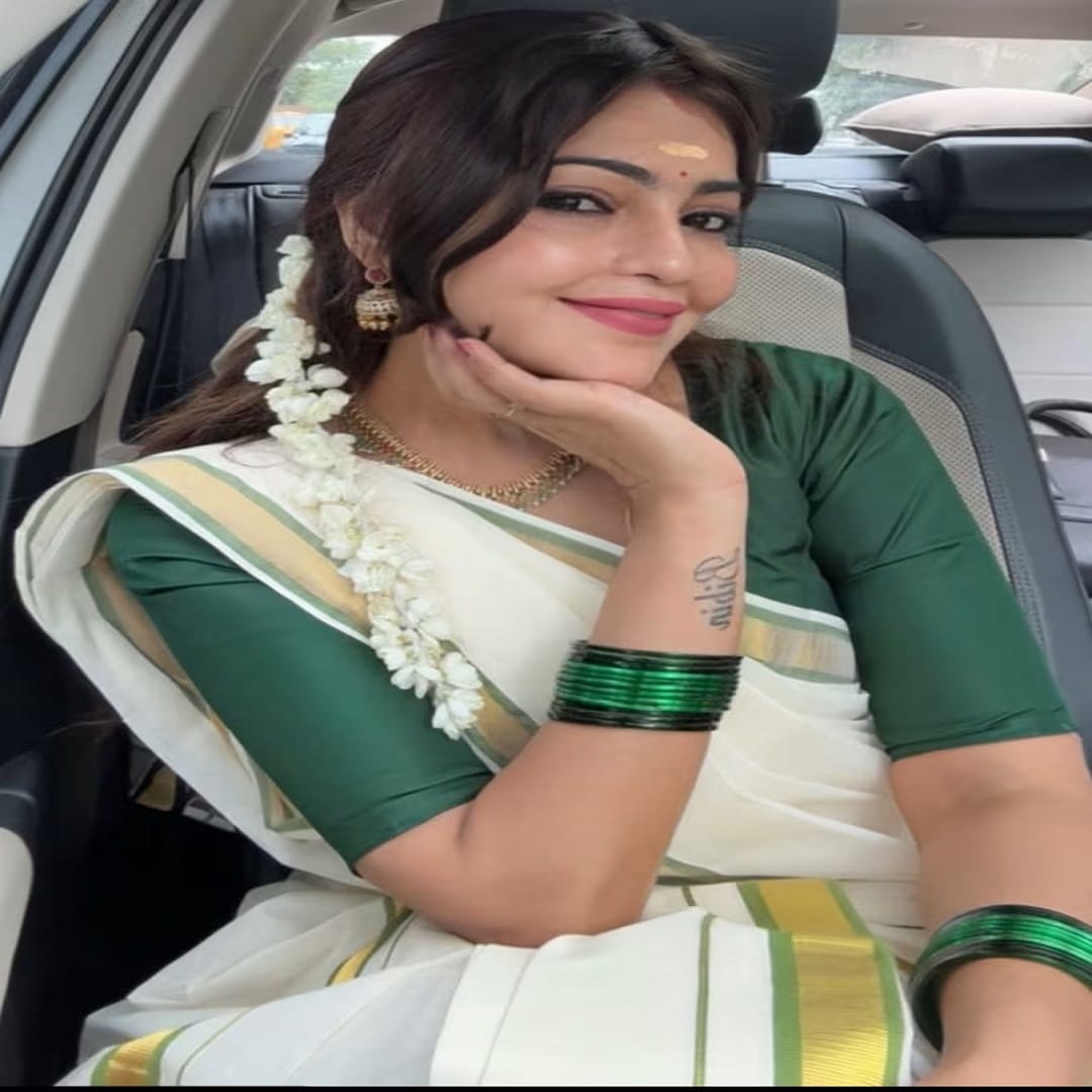 अभिनेत्रीच्या मृत्यूची माहिती मिळताच, पोलीस घटनास्थळी पोहोचले आणि त्यांना सुभाषिनी हिचा मृतदेह ताब्यात घेतला आहे... दोघांमध्ये कौटुंबिक वादामुळे झालेल्या मानसिक तणावाखाली आलेल्या अभिनेत्रीने आत्महत्या केली. पोलीस या प्रकरणाचा तपास करत आहेत.