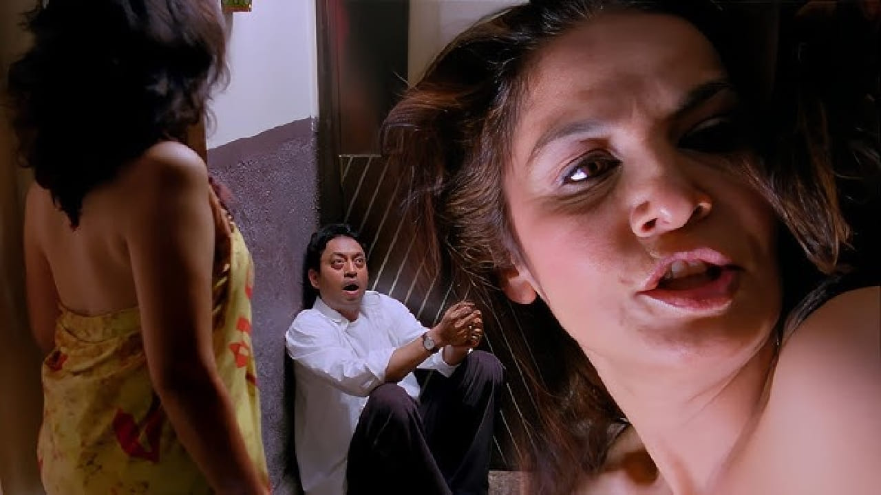 वयाच्या पुढील टप्प्यातही त्यांनी प्रयोगशील भूमिका स्वीकारल्या. नसीरुद्दीन शाह यांच्या यूं होता तो क्या होता या चित्रपटात त्यांनी टॉपलेस सीन देत प्रेक्षकांना आश्चर्यचकित केलं. या चित्रपटात इरफान खान यांच्यासोबतचा त्यांचा सीन त्या काळात खूप चर्चेत राहिला.