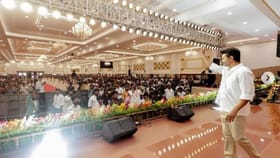 'लाडकी बहीण'ला टक्कर; अभिनेत्याच्या पक्षाकडून मोठं आश्वासन