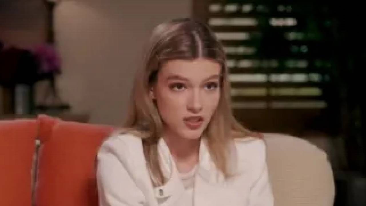 यामुळे लोक ही कहाणी केवळ एक केस म्हणून नव्हे तर एक भयानक सत्य म्हणून पाहत आहेत. सुमारे १ तास लांबीची ही डॉक्युमेंट्री सध्या लोकांमध्ये वेगाने ट्रेंड करत आहे. तिला चांगली रेटिंगही मिळाली आहे, जी दर्शवते की प्रेक्षकांना ही खूप आवडत आहे. सध्या तुम्ही ही डॉक्युमेंट्री नेटफ्लिक्स वर पाहू शकता, जिथे ती टॉप ट्रेंडिंग यादीत समाविष्ट असल्याचे सांगितले जात आहे. जर तुम्हाला खऱ्या गुन्हेगारी कहाण्यांमध्ये रस असेल, तर ही डॉक्युमेंट्री तुम्ही एकदा नक्की पाहावी. ती तुम्हाला बराच काळ विसरता येणार नाही.