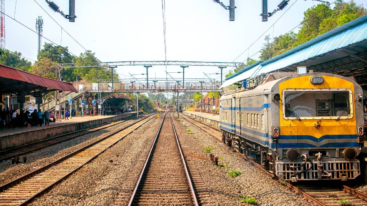 ( डिस्क्लेमर : वरील माहिती उपलब्ध स्रोतावरून देण्यात आलेली आहे.)