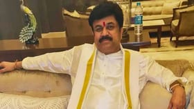 वाल्मिक कराड गँगचा तुरुंगात राक्षसी खेळ, कैद्याला धरुन...काय घडलं?.