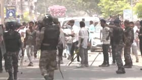 हुमायूं कबीरच्या कारवर हल्ला, भाजप उमेदवाराला पळवून-पळवून मारलं.