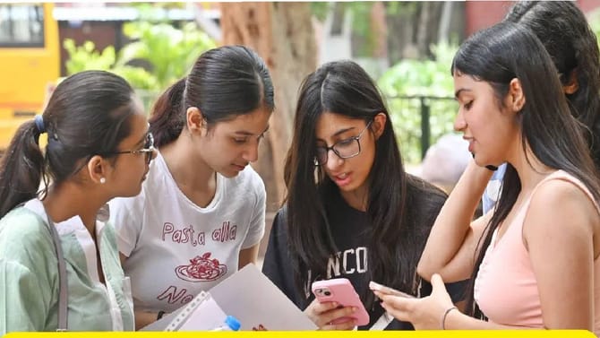 12 वीचा निकाल जाहीर, राज्यात यंदा कोकणची बाजी, सर्वात कमी कोणाचा ?
