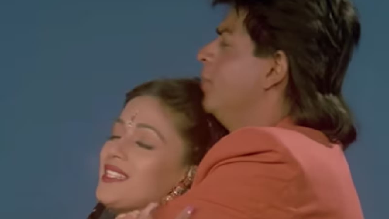 मधुर संगीत, हृदयाला भिडणारे शब्द आणि भावनांनी भरलेल्या आवाजामुळे त्या काळातील गाणी लोकांच्या मनात कायमची घर करून गेली. अनेकदा चित्रपट प्रदर्शित होण्यापूर्वीच त्यातील गाणी सुपरहिट ठरत आणि प्रेक्षकांमध्ये चित्रपटाबद्दल उत्सुकता निर्माण करत.