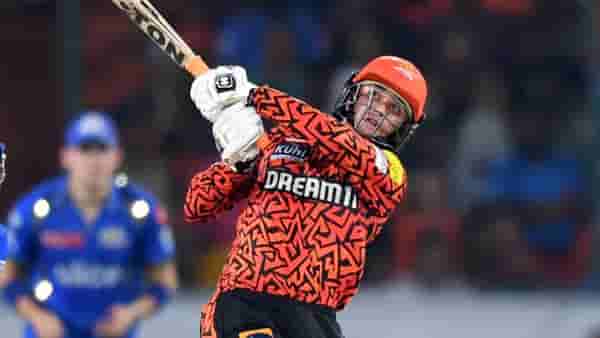 IPL : आयपीएल स्पर्धेत वेगवान अर्धशतक करणारे 10 फलंदाज, अभिषेक शर्मा कितव्या स्थानी?