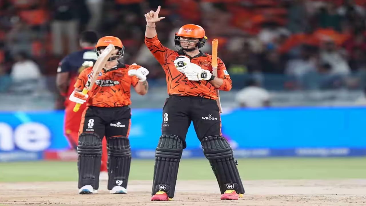 SRH vs RCB : इशान, क्लासेन अभिषेकचा तडाखा, आरसीबीच्या गोलंदाजांची धुलाई, हैदराबादच्या 255 धावा, कोण जिंकणार?