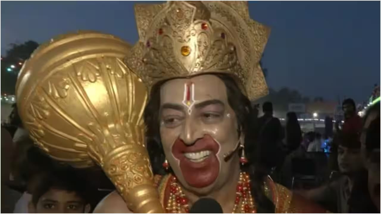 त्यांच्या 62 व्या वाढदिवसानिमित्त त्यांच्या आयुष्यातील काही खास आणि भावनिक प्रसंग पुन्हा चर्चेत आले आहेत. 6 मे 1964 रोजी जन्मलेल्या विंदू यांच्या नावामागे ‘दारा सिंह’ हे मोठं नाव जोडलेलं होतं. दारा सिंह हे केवळ प्रसिद्ध कुस्तीपटू नव्हते तर रामायण मालिकेत त्यांनी साकारलेला ‘हनुमान’ आजही लोक विसरू शकलेले नाहीत. 