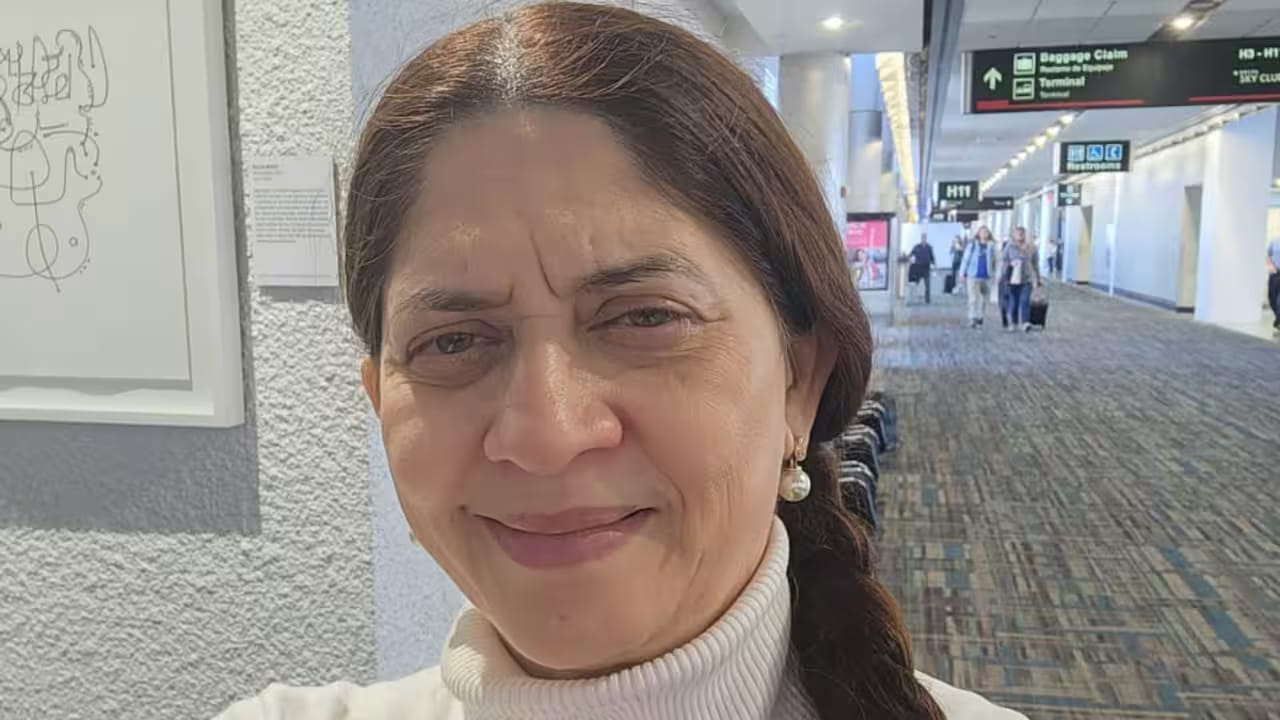 या घटनेनंतर अर्चना जोगळेकर यांनी पोलिसांत तक्रार दाखल केली. त्यानंतर हे प्रकरण न्यायालयात गेले आणि तब्बल 13 वर्षे या प्रकरणाची सुनावणी सुरू होती. अखेर 2010 मध्ये न्यायालयाने आरोपीला 18 महिन्यांच्या कारावासाची शिक्षा सुनावली. मात्र या संपूर्ण प्रकाराचा अर्चना यांच्या मानसिकतेवर मोठा परिणाम झाला आणि त्यांनी हळूहळू चित्रपटसृष्टीपासून अंतर ठेवण्याचा निर्णय घेतला.