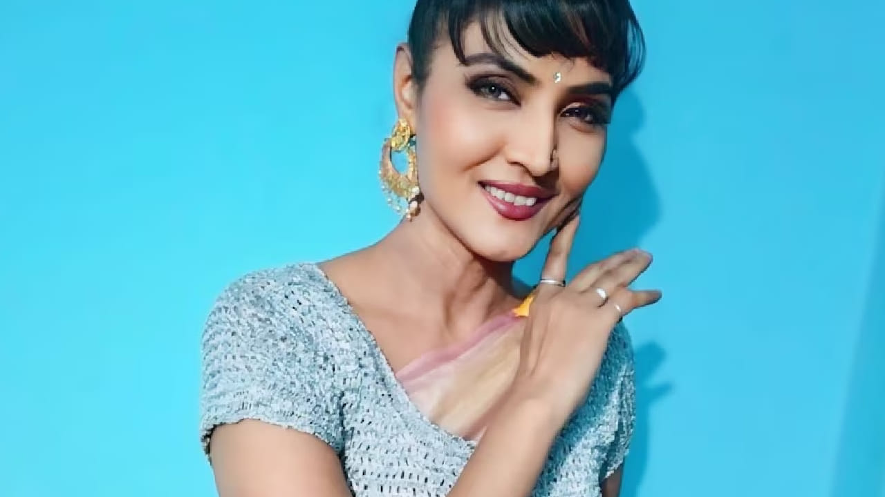 याशिवाय कट्स असलेले कॉस्च्युम, विग, टॅटू किंवा जास्त मेकअप असलेल्या लूकसाठी वेगळे पैसे मिळत असत. कारण डान्सर्सची बेसिक सॅलरी खूपच कमी होती. धक्कादायक बाब म्हणजे, आजही अनेक प्रोडक्शन हाऊसेस बॅकग्राऊंड डान्सर्सना जवळपास तितकीच रक्कम देतात.