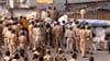 वांद्र्यात पोलिसांवर दगड मारण्यासाठी ज्यांनी हात उचलले त्यांना थेट...