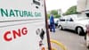 CNG Price Hike: रिक्षा-टॅक्सी प्रवास महागणार? CNG च्या दरात मोठी वाढ.