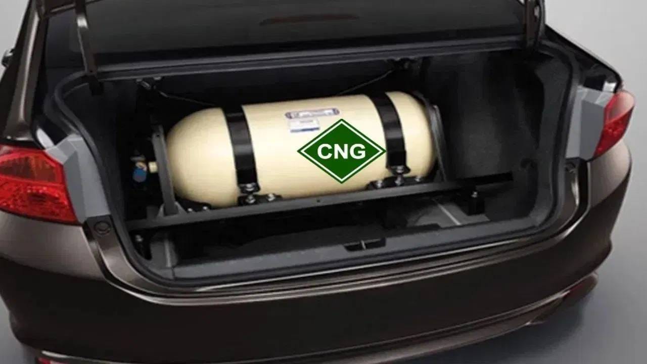 CNG कार चालवणाऱ्यांनो सावधान! उन्हाळ्यात होणाऱ्या 'या' 5 चुका पडू शकतात भारी, आजच नोंद घ्या CNG कार चालवणाऱ्यांनो सावधान! उन्हाळ्यात होणाऱ्या 'या' 5 चुका पडू शकतात भारी, आजच नोंद घ्या