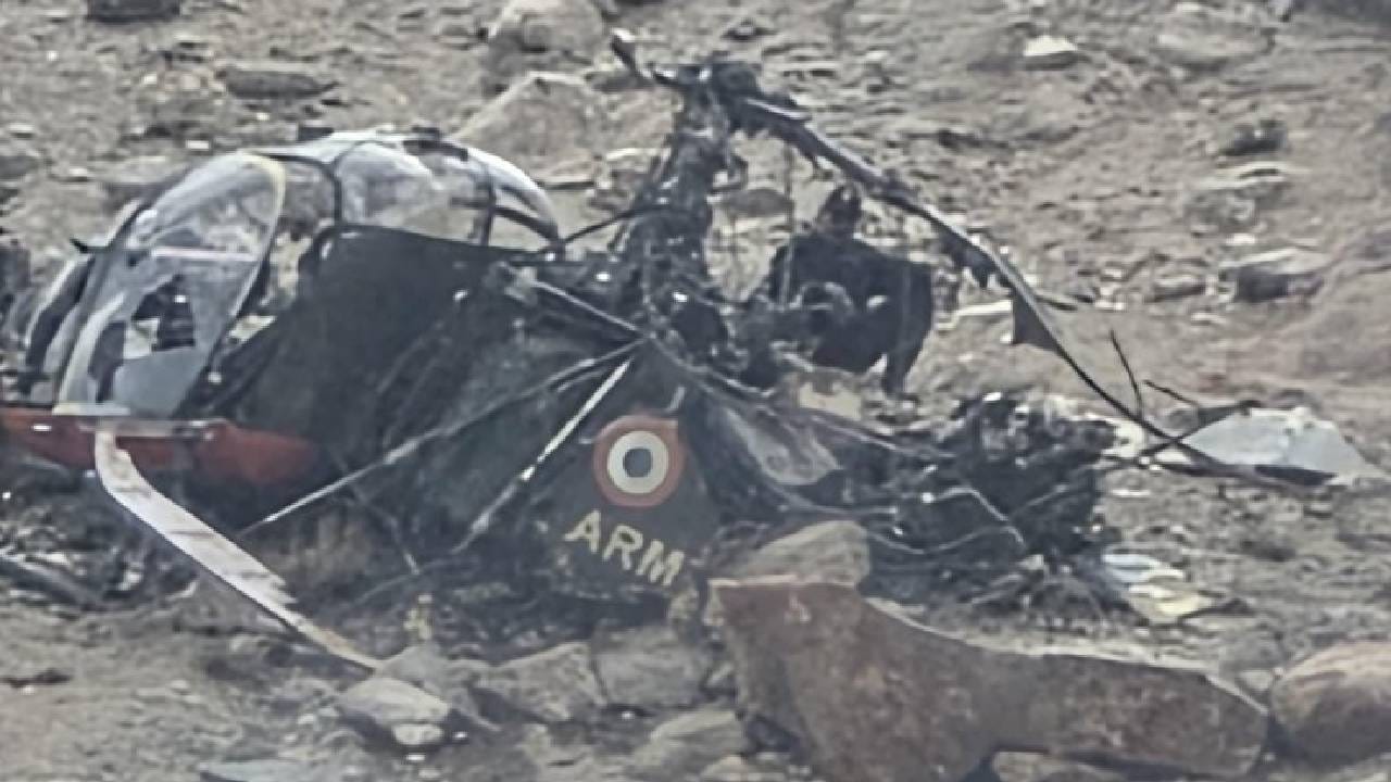 ही हेलिकॉप्टर्स पहिल्यांदा १९७० च्या दशकात लष्कराच्या ताफ्यात समाविष्ट करण्यात आली होती. १९८४ मध्ये सियाचीन ग्लेशियरवर पाकिस्तानी सैनिकांशी लढण्यासाठी राबवण्यात आलेल्या 'ऑपरेशन मेघदूत'मध्येही या हेलिकॉप्टर्सचा सहभाग होता. मात्र, गेल्या काही वर्षांत या हेलिकॉप्टर्सचे अनेक अपघात झाले आहेत.