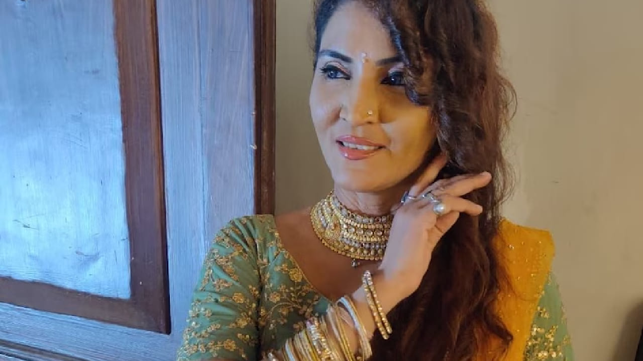 रुबीना खानने त्या काळातील बॅकग्राऊंड डान्सर्सच्या मानधनाबाबतही धक्कादायक खुलासा केला. तिने सांगितलं की त्या काळात डान्सर्सना मिळणारे पैसे अनेकदा त्यांच्या कॉस्च्युमवर अवलंबून असायचे. जर एखाद्या गाण्यात छोटे किंवा ग्लॅमरस कपडे घालावे लागत असतील तर त्यासाठी स्पेशल रेट दिले जायचे. अनेकदा फी थेट दुप्पट होत असे.