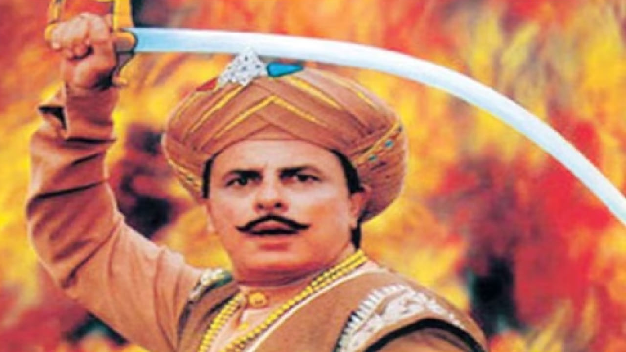 या भीषण दुर्घटनेत जवळपास 60 जणांचा मृत्यू झाला होता. मृतांमध्ये कलाकारांसह अनेक क्रू मेंबर्सचाही समावेश होता. ही घटना आजही भारतीय टीव्ही इंडस्ट्रीतील सर्वात मोठ्या दुर्घटनांपैकी एक मानली जाते. आगीत संजय खान हे देखील गंभीररीत्या भाजले होते. या दुर्घटनेनंतर संजय खान यांच्यावर तब्बल 13 महिने रुग्णालयात राहावं लागलं होतं.