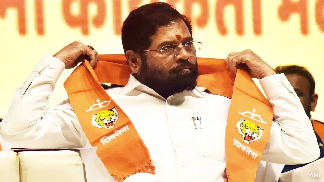 शिंदे भाकरी फिरवणार, विधान परिषदेनंतर कुणाला डच्चू? बच्चू कडूसह मंत्रिमंडळात नवीन चेहरा कोण?