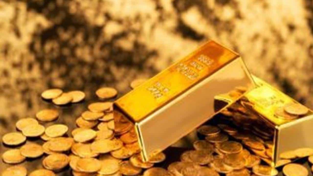 Gold Purchase : आयात शुल्क वाढवलं, मोदींचं आवाहन, त्यानंतर भारतीयांच्या सोनं खरेदीत किती फरक पडला? रिपोर्ट काय सांगतो?