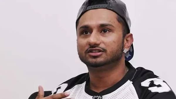 त्या रात्री मी देवाकडे मृत्यू मागितला..; हनी सिंहची होती अशी अवस्था, आई 24 तास गात होती आरती