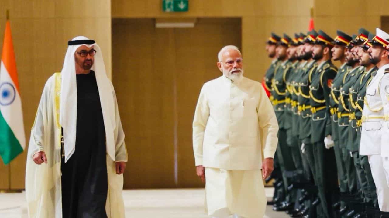 भारत-UAE मध्ये संरक्षण, LPG, कच्च्या तेलाबाबत मोठा करार; 5 अब्ज डॉलर्सच्या गुंतवणुकीची घोषणा