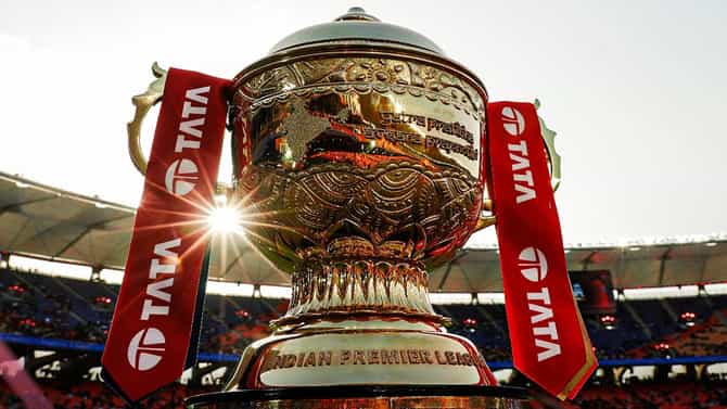 IPL 2026 Playoffsचं वेळापत्रक जाहीर, बंगळुरुऐवजी अहमदाबादमध्ये फायनल, मुंबईत एकही सामना नाही