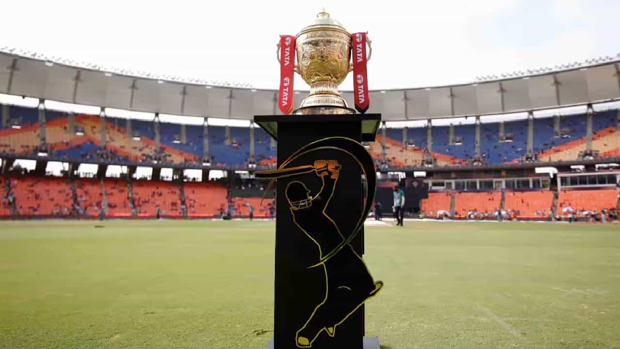 आयपीएलमध्ये स्मार्ट सनग्लासेस वापरावर बंदी, बीसीसीआयने असं पाऊल उचलण्याचं कारण की...