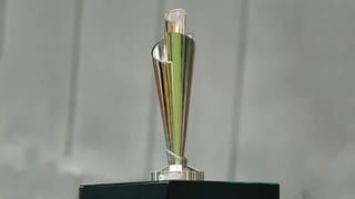 Cricket : देशासाठी काय पण, निवृत्तीचा निर्णय बदलला, टी 20I वर्ल्ड कप स्पर्धेत खेळणार
