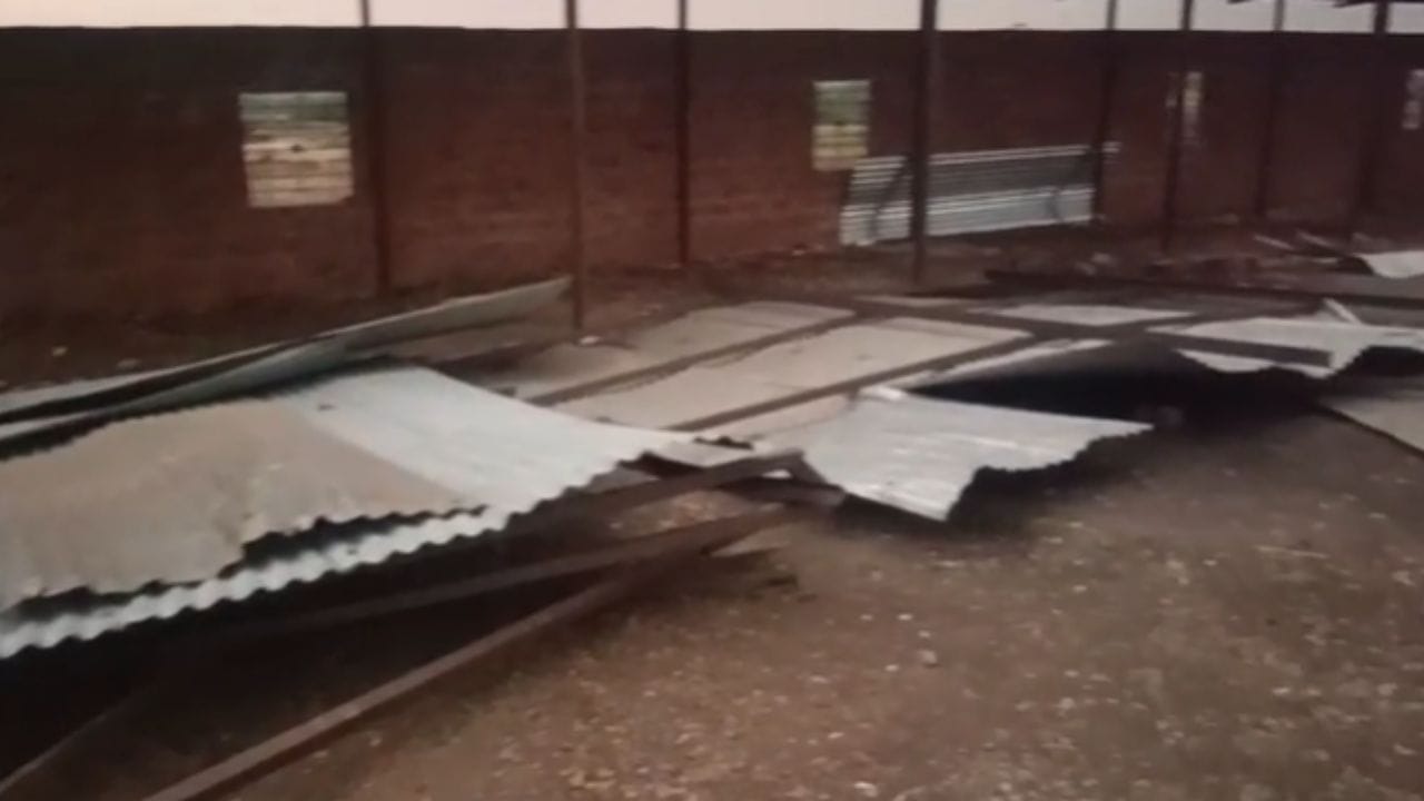 या घटनेत 6 भाविक ठार झाले आहेत, तसेच या घटनेत 10 जण जखमी झाले असल्याची माहिती समोर आले आहे. या सर्व जखमींवर सध्या उपचार सुरू आहेत. 