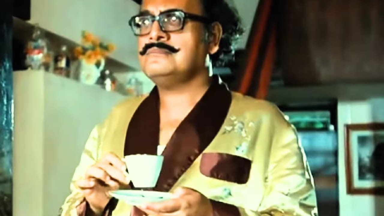 आपण ज्या गाण्याबद्दल बोलत आहोत, ते जवळपास 47 वर्षांपूर्वी प्रदर्शित झालेले आहे आणि आजही लोकांच्या मनावर अधिराज्य गाजवत आहे. ‘आने वाला पल, जाने वाला है’ हे गाणे आर डी बर्मन यांनी संगीतबद्ध केले होते तर त्याचे बोल गुलजार यांनी लिहिले होते. 