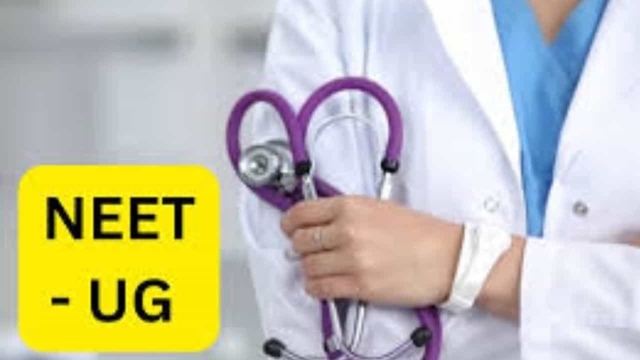 नाशिकच्या प्रिटींग प्रेसमध्ये... देशव्यापी NEET पेपरफुटीचं नाशिक कनेक्शन उघड, थक्क करणारी माहिती समोर नाशिकच्या प्रिटींग प्रेसमध्ये... देशव्यापी NEET पेपरफुटीचं नाशिक कनेक्शन उघड, थक्क करणारी माहिती समोर
