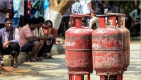 गॅस सिलेंडरचा बदलला हा नियम, जून महिन्यात बंद होणार तुमचे कनेक्शन?.