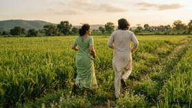 लग्न सोहळा होता, त्यावेळी जावयाने सासूला शेतात नेलं, दोघांचं सिक्रेट...