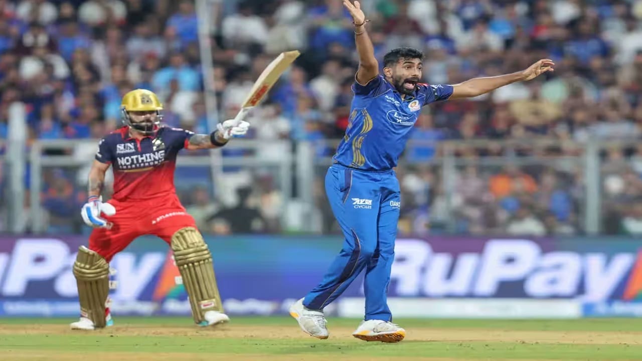 RCB vs MI : मुंबई आरसीबीचा हिशोब करण्यासाठी सज्ज, पराभवाची परतफेड करणार?