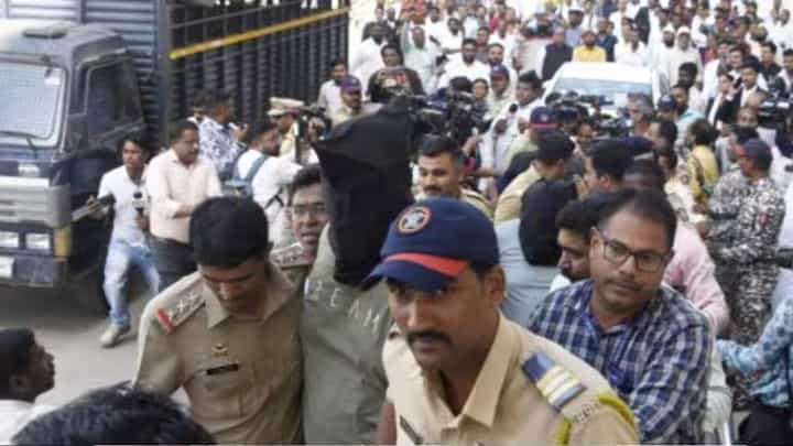 Nashik IT Company | धक्कादायक! नाशिकच्या आयटी कंपनी प्रकरणातील मोठी अपडेट, त्या गोड पदार्थातून द्यायचे गुंगीचे औषध, अन्... Nashik IT Company | धक्कादायक! नाशिकच्या आयटी कंपनी प्रकरणातील मोठी अपडेट, त्या गोड पदार्थातून द्यायचे गुंगीचे औषध, अन्...
