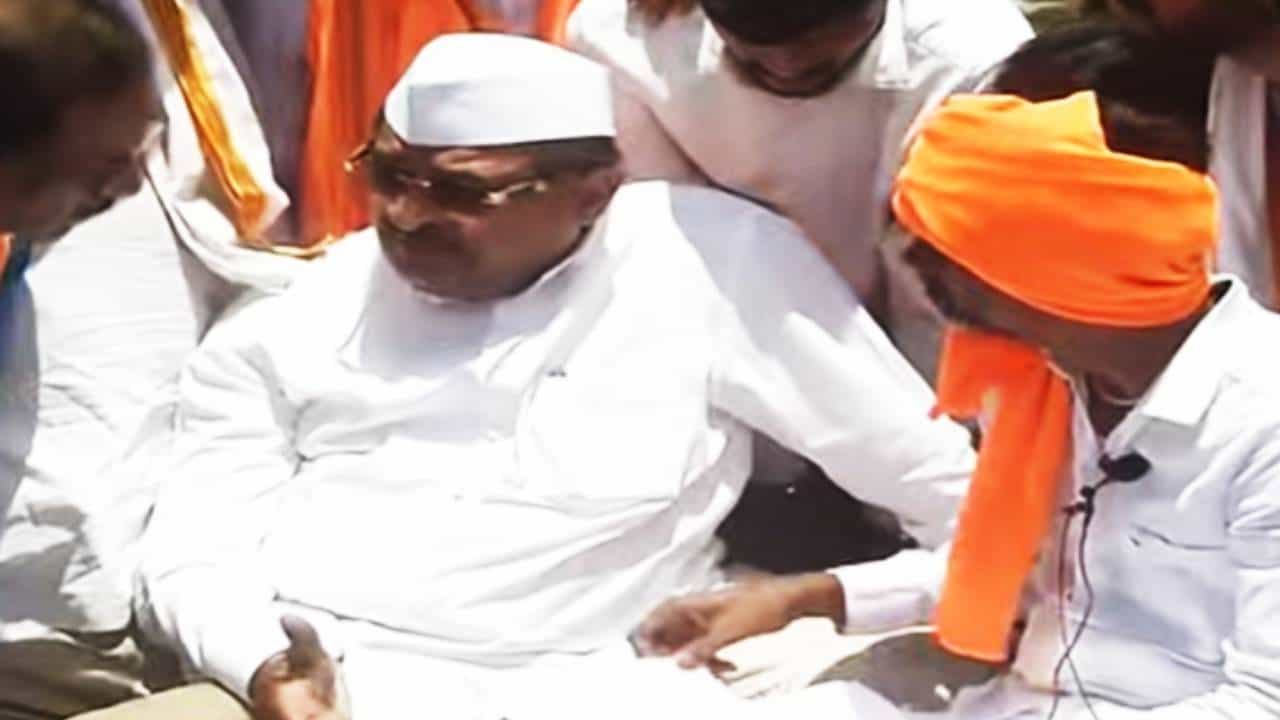 मराठा समाजासाठी सर्वात मोठी घोषणा... हेल्पलाईन.... मराठा आरक्षण कक्ष... अजून काय काय घोषणा? काय फायदा होणार?