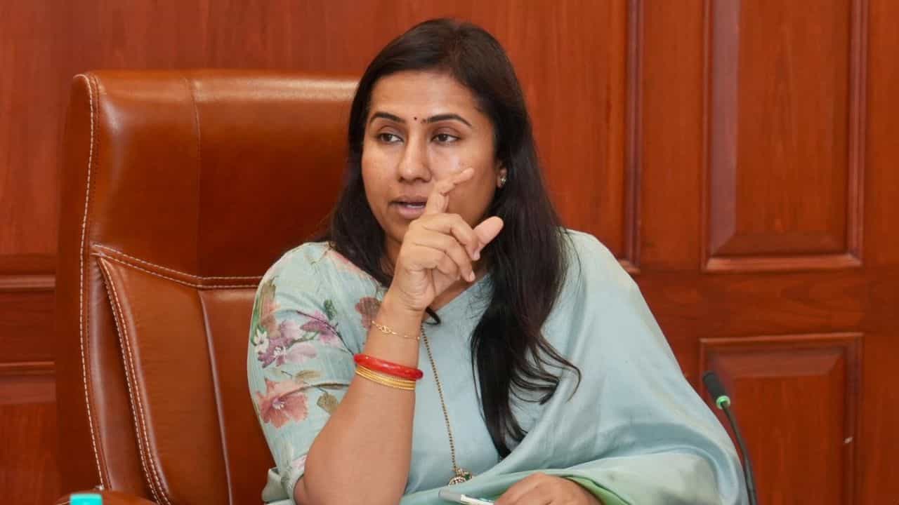 एकल महिला धोरणासाठी मसुदा समिती गठीत, राज्यमंत्री मेघना साकोरे-बोर्डीकर यांची माहिती
