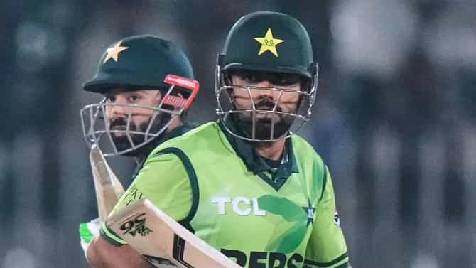 PAK vs AUS: ऑस्ट्रेलिया विरूद्धच्या वनडे सीरिजसाठी पाकिस्तान टीम जाहीर, बाबरचं कमबॅक- रिझवान आऊट