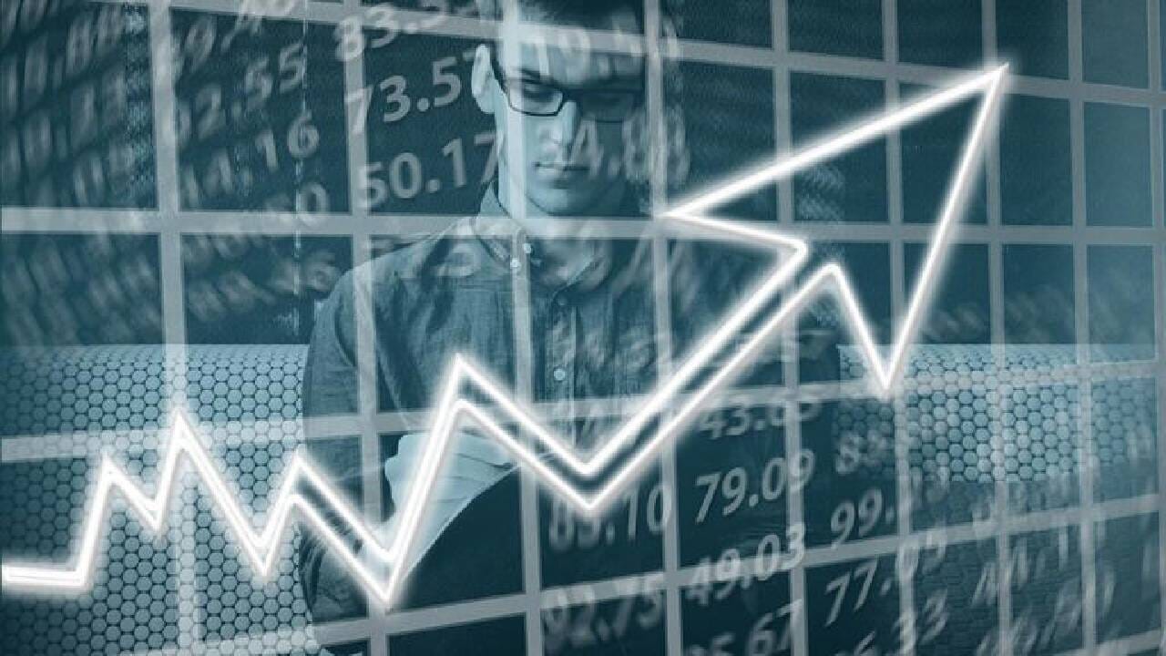 डिस्क्लेमर : टीव्ही 9 मराठी कुठल्याही स्टॉक, म्युच्युअल फंड, आयपीओमध्ये गुंतवणूक करण्याचा सल्ला देत नाही. येथे केवळ त्याची माहिती देण्यात आली आहे. गुंतवणुकीपूर्वी तज्ज्ञाचा, आर्थिक सल्लागाराचा सल्ला आवश्य घ्या.