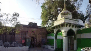 मोठी बातमी! ही मशीद नाही मंदिरच! 800 वर्षांपासून सुरु असलेल्या वादावर, उच्च न्यायालयाचा ऐतिहासिक निकाल