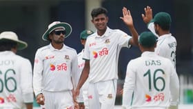 नाहिद राणाकडून पाकिस्तानला पंच, 5 विकेट्स, IPL मध्ये संधी मिळणार?.