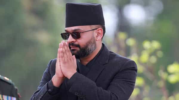 बालेन शाह नेपाळचे पंतप्रधान बनल्यानंतर भारतासोबतचे संबंध सुधारतील असं वाटलं होतं. पण अलीकडच्या त्यांच्या काही निर्णयांवर नजर टाकली तर ते उलट सातत्याने प्रखर भारतविरोधी भूमिका घेत आहेत असं दिसतं. (Getty Images)