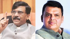 मराठीचं नाव घेतल्यावर मिरच्या का झोंबतायत?, राऊतांचा फडणवीसांवर हल्ला.