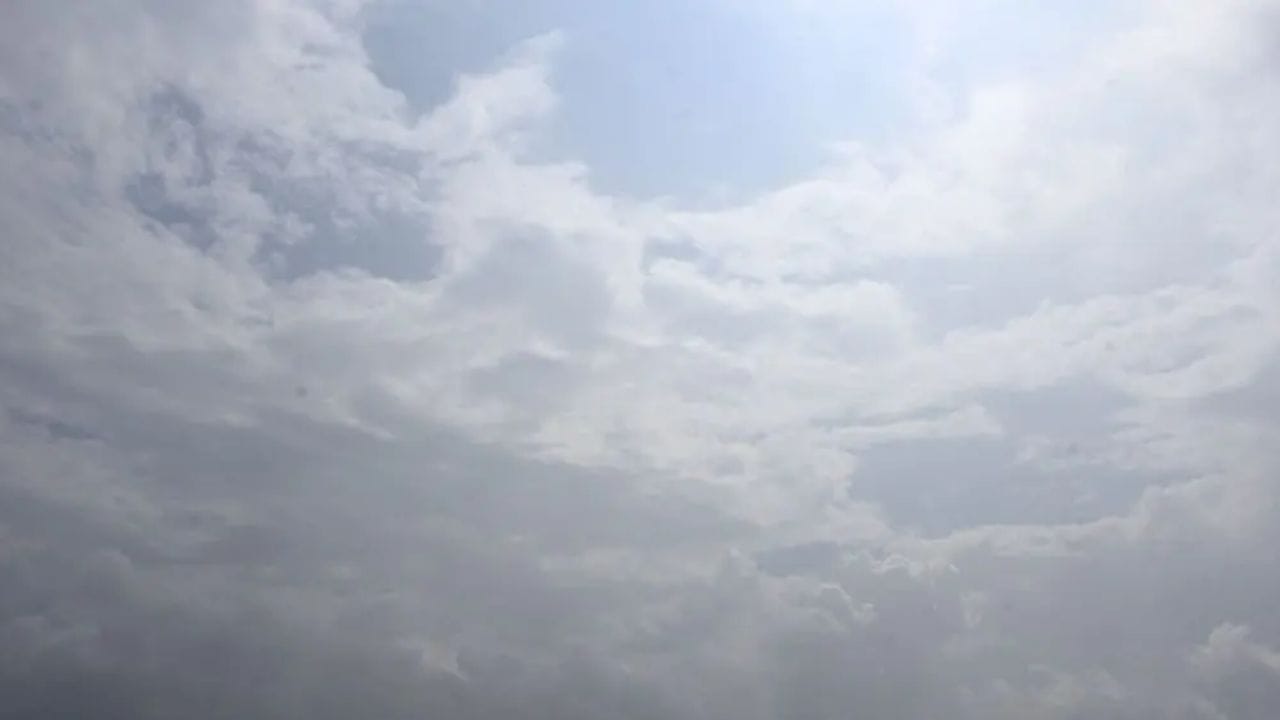 राज्यावर मोठं संकट, दुपारी 12 ते 4 घराबाहेर पडणे टाळाच, अमरावती, अकोला आणि वर्धात ऑरेंज अलर्ट..